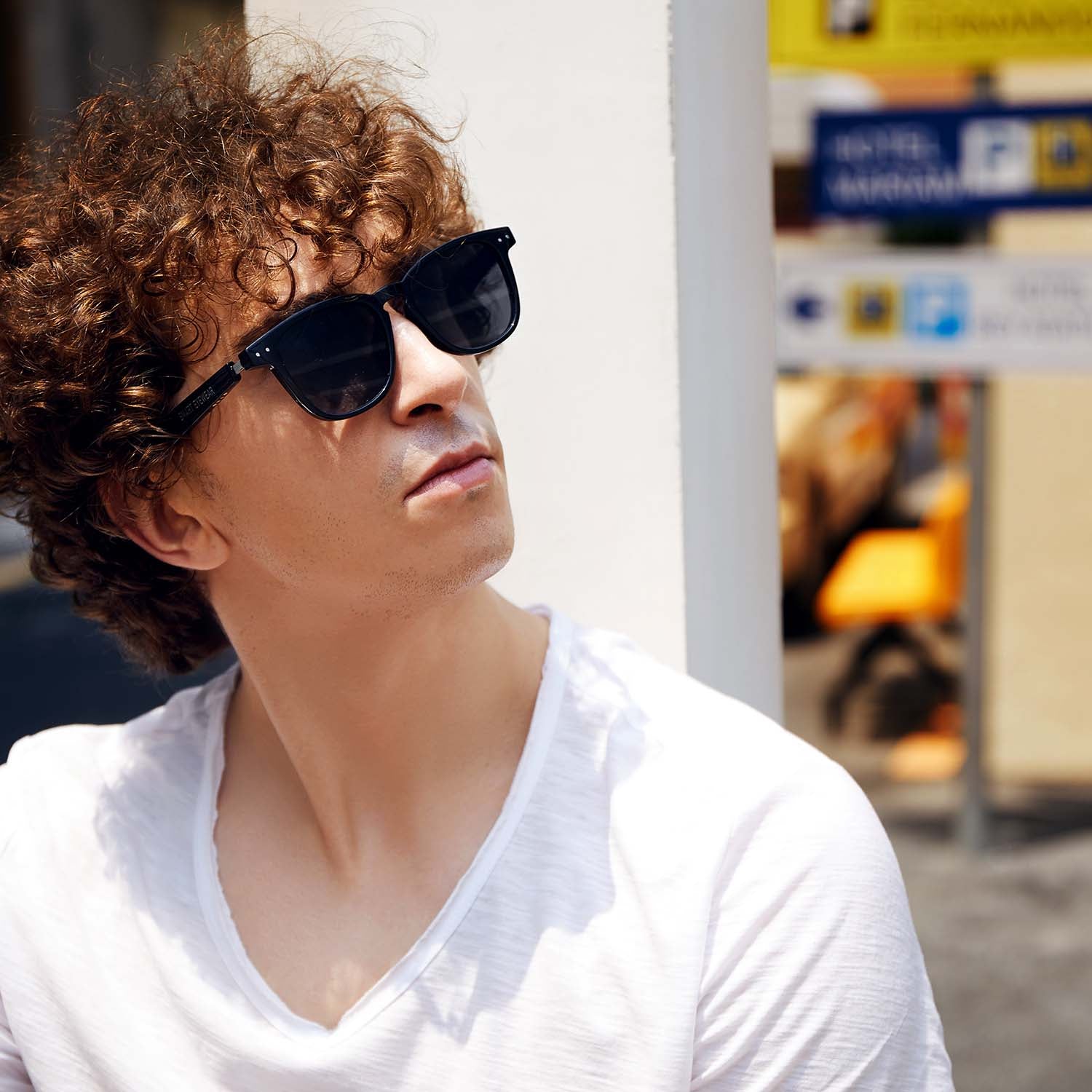 Hoyee Eyes Astrid - Smart Sunglasses
